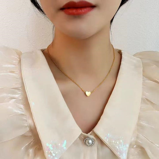 Heart Design Gold plated Artificial Stones Pendant